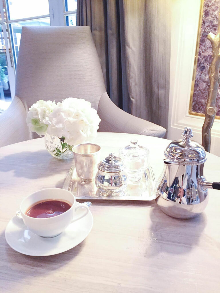 Hot chocolate at Hôtel de Crillon, Paris